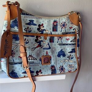 2016 Dooney & Bourke Disney Half Marathon Crossbody Mickey Pluto